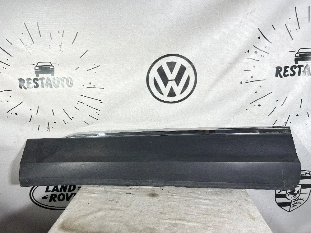 Накладка двери передней левой Volkswagen Tiguan II (2016—2020), фото 1
