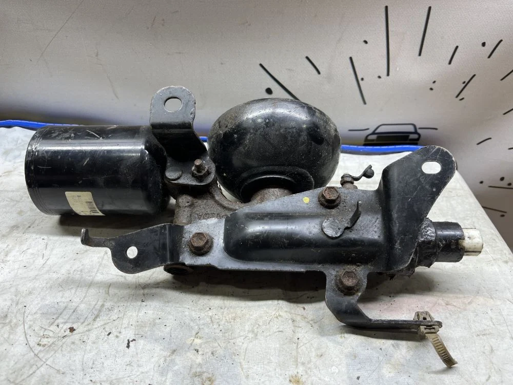 Гидроаккумулятор Toyota Land Cruiser 200 рестайлинг (2012—2015), фото 1