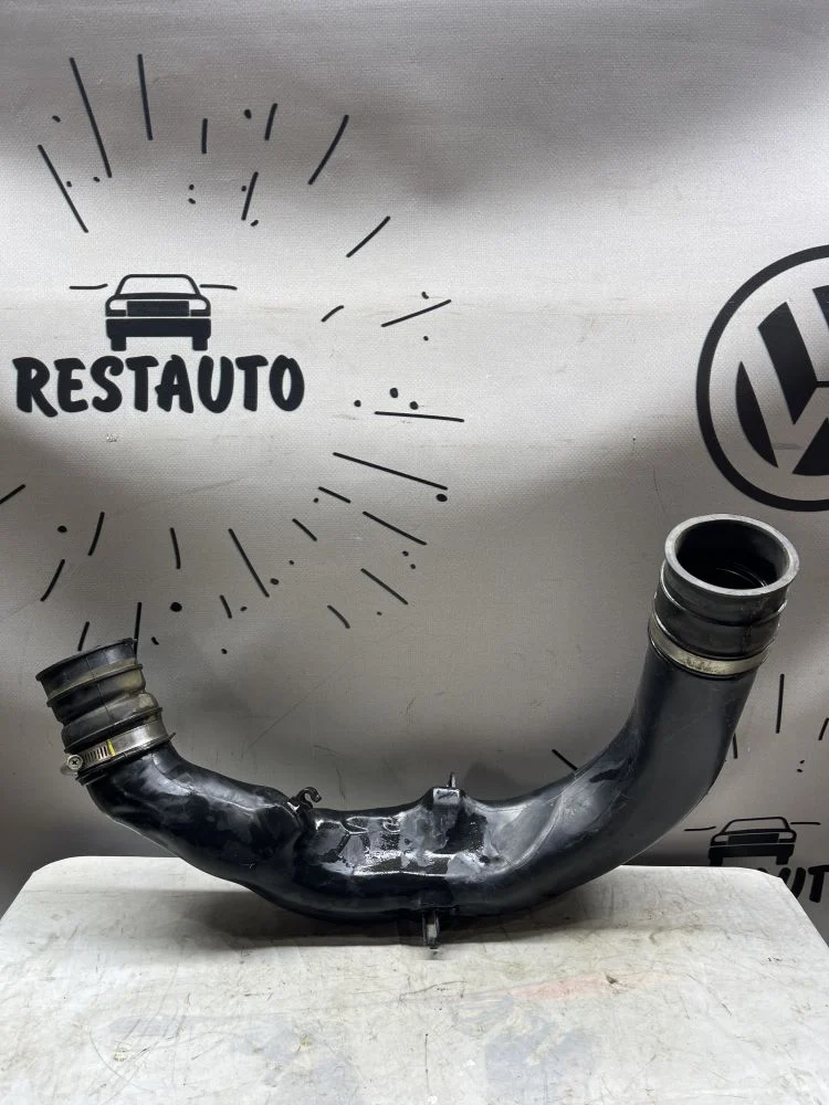 Патрубок интеркулера Toyota Land Cruiser 200 (2007—2012), фото 1