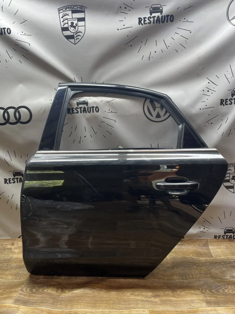 Дверь задняя левая Audi A8 D4 (2010—2014), фото 1