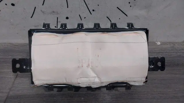 Подушка безопасности пассажирская (в торпедо) Hyundai Palisade I (2018—2022)