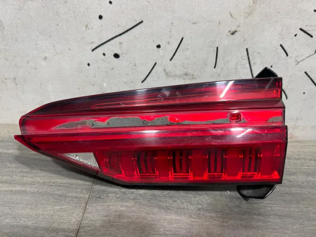 Фонарь задний внутренний правый Audi A6 C8 (2018—2026)