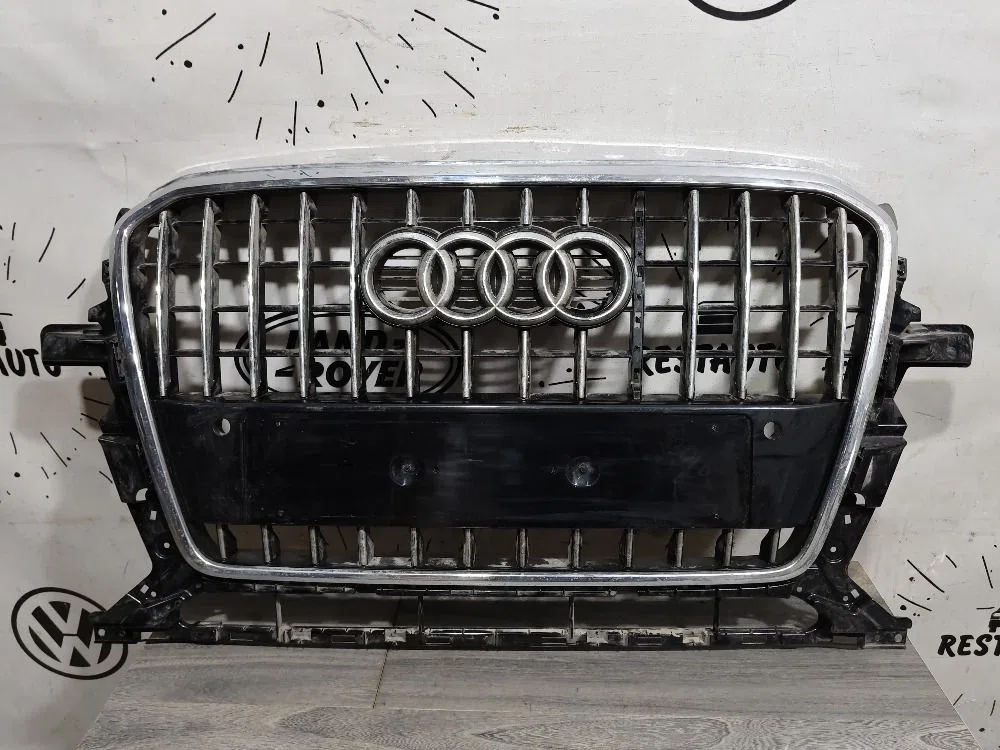 Решетка радиатора Audi Q5 I рестайлинг (2012—2017), фото 1