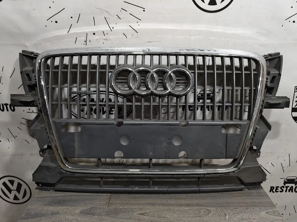 Решетка радиатора Audi Q5 I (2008—2012), фото 1
