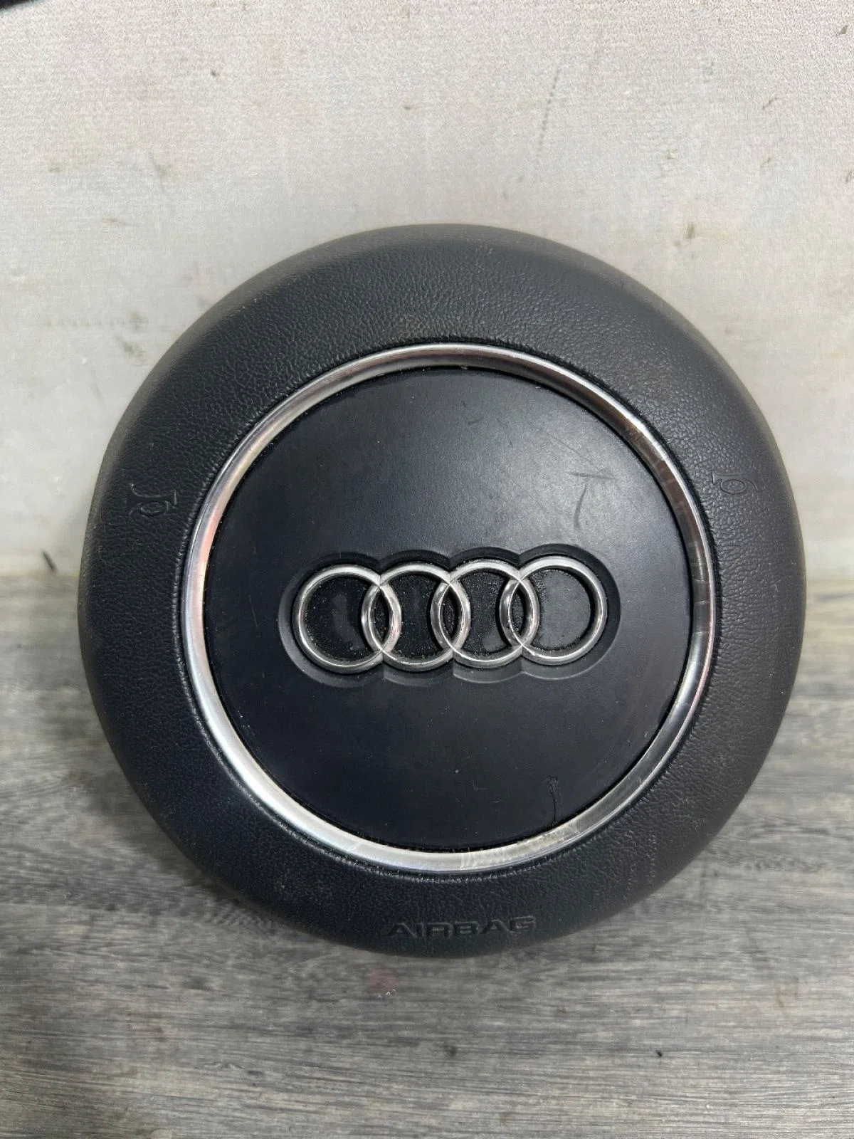 Подушка безопасности в рулевое колесо Audi Q7 4L рестайлинг (2009—2015), фото 1