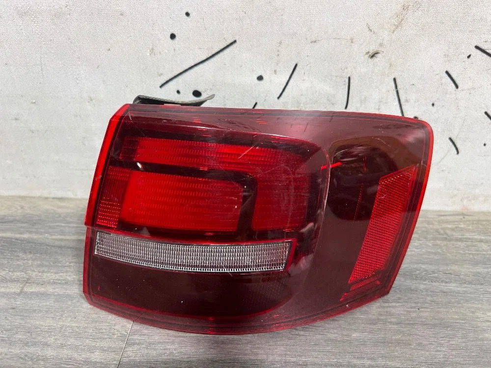 Фонарь задний наружный правый Volkswagen Jetta VI рестайлинг (2014—2019), фото 1