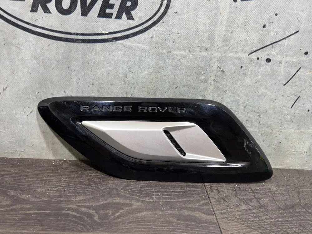 Накладка капота Land Rover Range Rover Sport II рестайлинг (2017—2022), фото 1