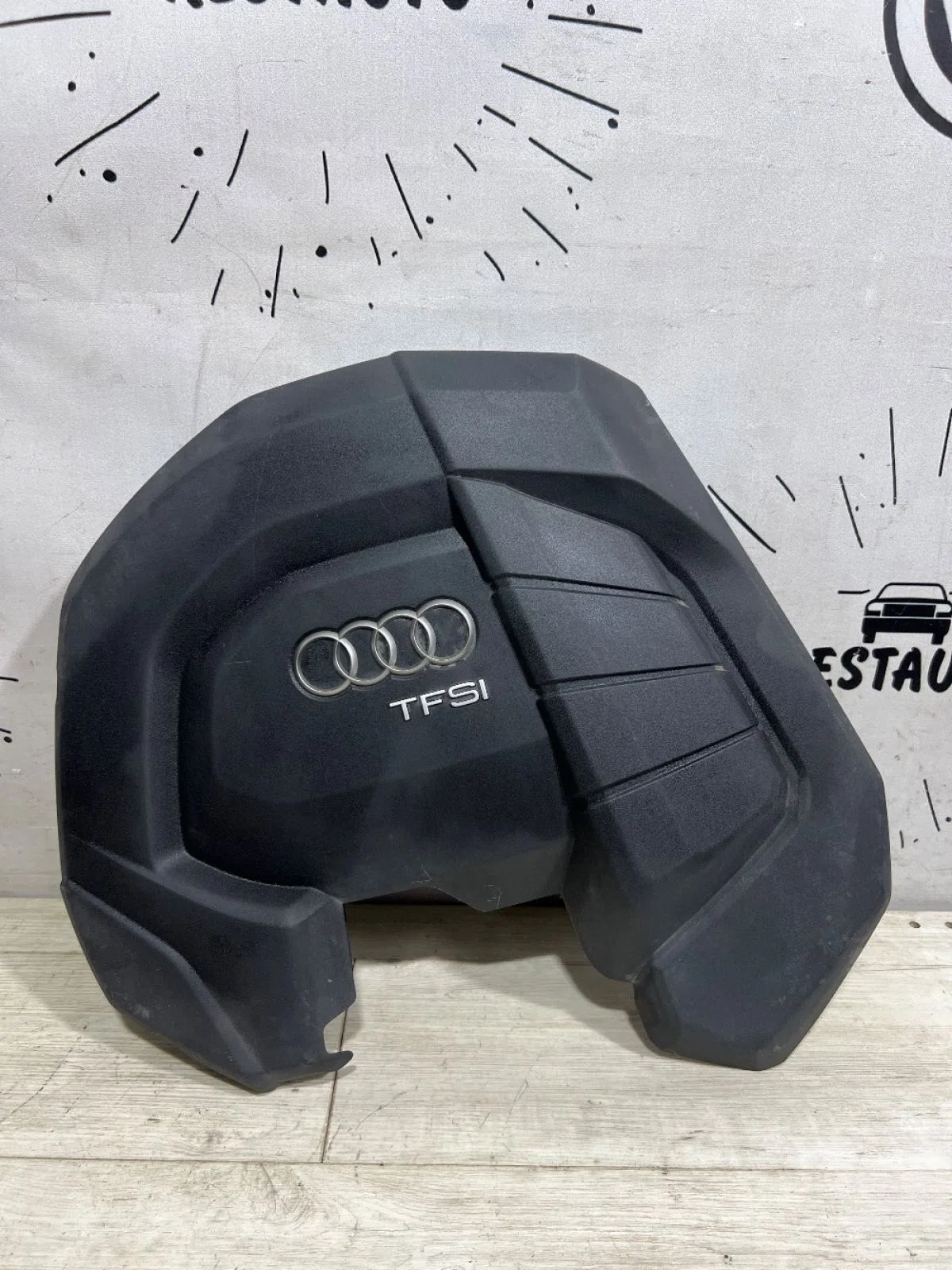 Накладка декоративная на двигатель Audi A4 B9 (2015—2020), фото 1