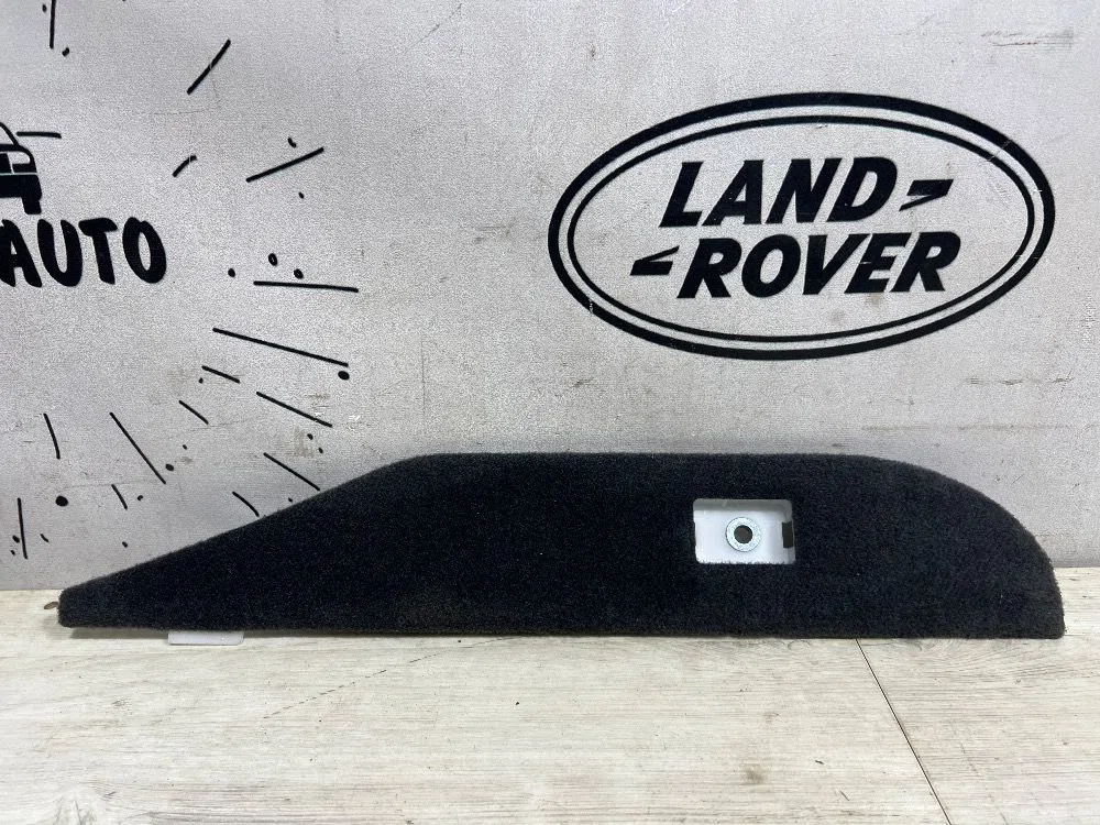 Накладка багажника Toyota Land Cruiser 300 (2021—2026), фото 1